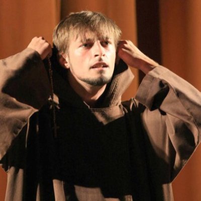 Graţian Prisăcariu, actor al Teatrului de Copii şi Tineret, a jucat în Anglia la Eastleigh